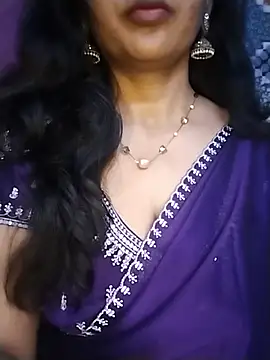 Snapshot of Telugu_angeljanu1 chatting on July 6, 10:34 pm Telugu angeljanu1 online show from July 6, 10:34 pm