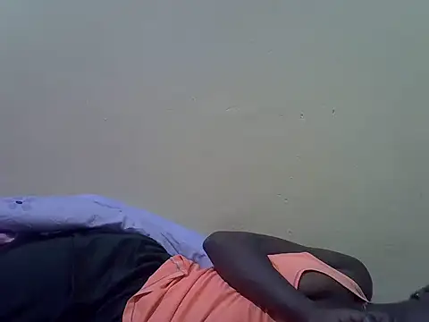 Snapshot of sexycuteliz chatting on June 26, 6:23 pm sexycuteliz online show from June 26, 6:23 pm