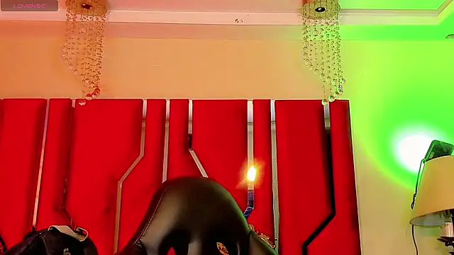 Snapshot of Dafnne-xxx chatting on July 23, 7:45 pm Dafnne-xxx online show from July 23, 7:45 pm