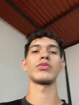 adri boy online show from June 18, 8:13 pm