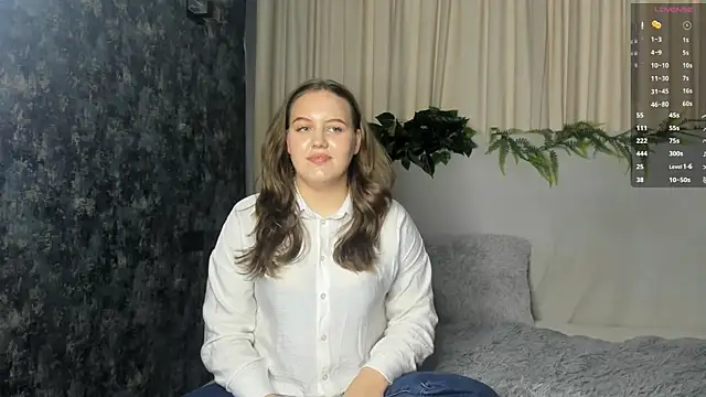 MissBadTiming online show from June 23, 4:05 pm