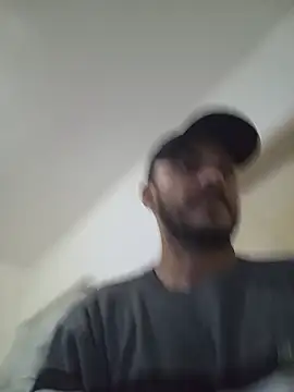 Edneishenrique online show from July 16, 6:41 am