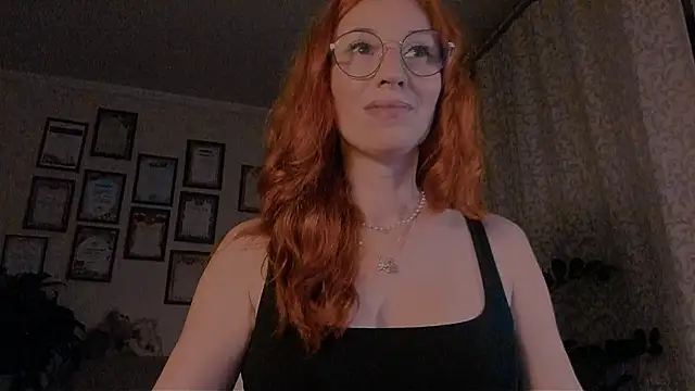 Snapshot of GingerVerdict chatting on July 3, 7:09 pm GingerVerdict online show from July 3, 7:09 pm