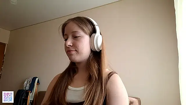 BethGoodman online show from June 21, 2:08 pm