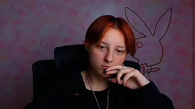 Dilara Kiss  online show from June 18, 9:25 am