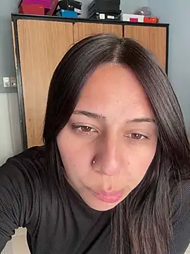 Morena hot2 online show from June 16, 5:04 pm