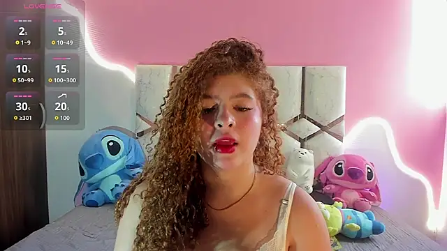 Kiara velez online show from July 11, 12:52 pm