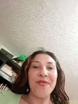 Snapshot of Angelika_Clauss chatting on June 24, 3:33 pm Angelika Clauss online show from June 24, 3:33 pm