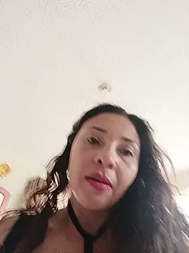 Snapshot of Angelika_Clauss chatting on July 8, 7:29 pm Angelika Clauss online show from July 8, 7:29 pm