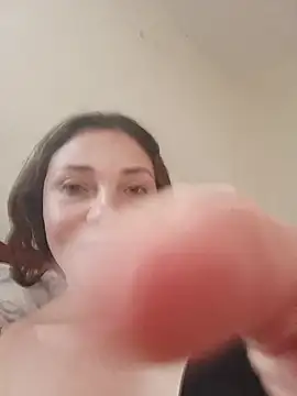 Snapshot of Angelika_Clauss chatting on July 20, 7:38 pm Angelika Clauss online show from July 20, 7:38 pm