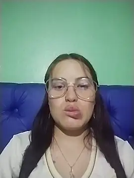 Emma-Stt online show from June 17, 11:38 pm