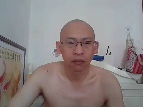Snapshot of benly888 chatting on June 29, 12:39 am benly888 online show from June 29, 12:39 am