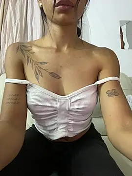 DannaSweet7 online show from June 24, 9:19 am