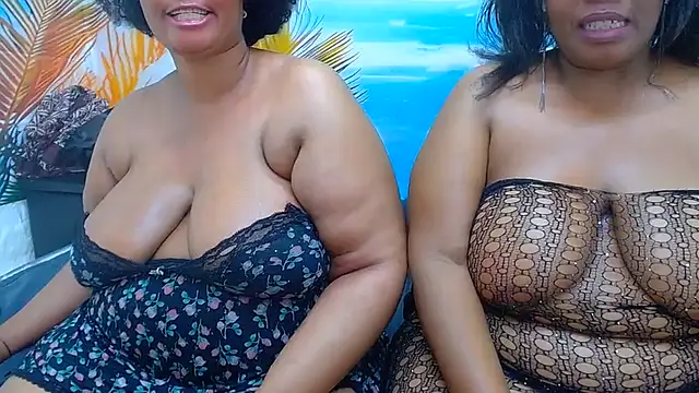 CURVYELEGANCExxx online show from July 18, 1:26 pm