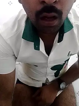 Snapshot of daddyvenom0015 chatting on July 20, 1:57 pm daddyvenom0015 online show from July 20, 1:57 pm