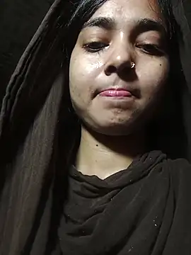 Snapshot of Simran_143 chatting on July 22, 5:05 pm Simran 143 online show from July 22, 5:05 pm