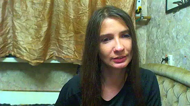Snapshot of Alison_Wale chatting on June 19, 3:38 pm Alison Wale online show from June 19, 3:38 pm
