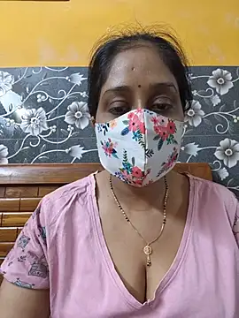 Snapshot of Garimaa_Cherry chatting on July 6, 8:22 pm Garimaa Cherry online show from July 6, 8:22 pm