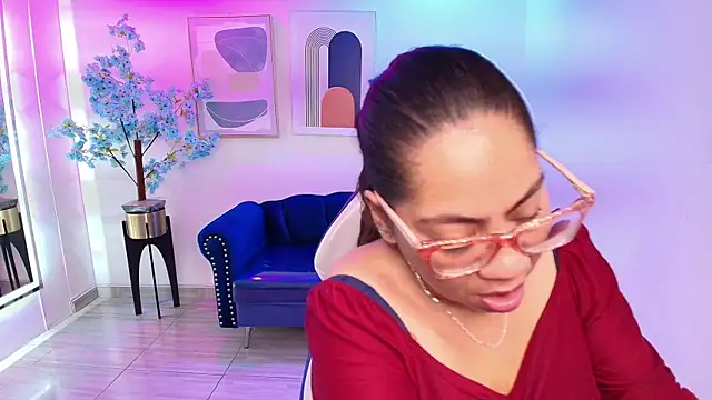 Silvana lane online show from July 22, 7:49 pm