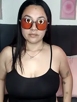samm curvy online show from June 28, 10:38 pm