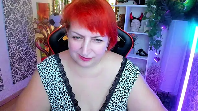 Joana Woods online show from July 14, 10:21 am