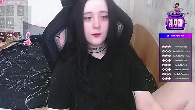 Snapshot of your_8a8y chatting on July 2, 12:00 pm your 8a8y online show from July 2, 12:00 pm