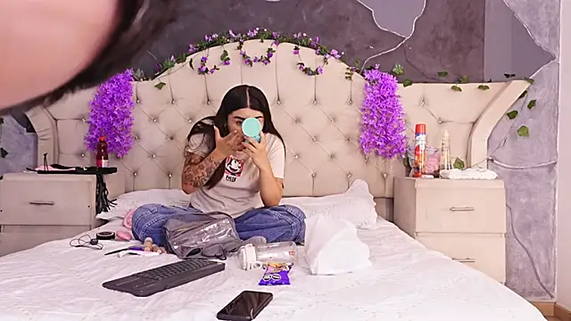 GabbyAndDominic online show from July 11, 12:41 pm
