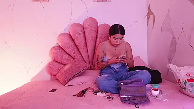GabbyAndDominic online show from July 14, 12:55 pm