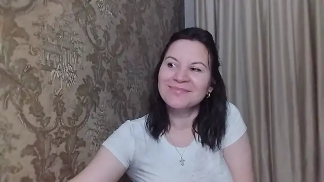 Lauralison online show from July 13, 8:11 pm