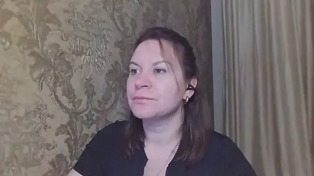 Lauralison online show from July 26, 9:54 pm