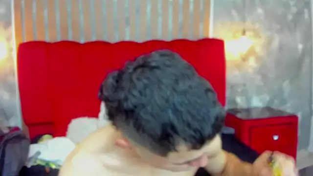 Snapshot of ZoeANDAlex_ chatting on July 23, 12:47 pm ZoeANDAlex online show from July 23, 12:47 pm