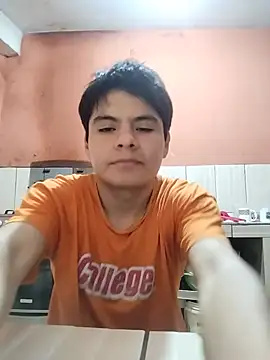 Snapshot of GeorgeJdbreak12 chatting on June 19, 4:50 am GeorgeJdbreak12 online show from June 19, 4:50 am