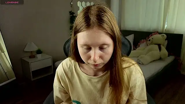 Snapshot of LiliTiny chatting on July 8, 1:10 am LiliTiny online show from July 8, 1:10 am