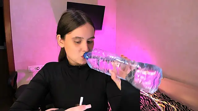 ChelseaStarX online show from July 31, 10:25 am