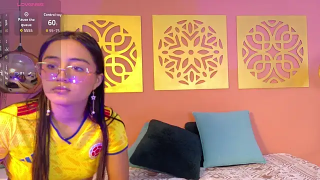 GeorgiayLiam online show from June 23, 7:23 pm