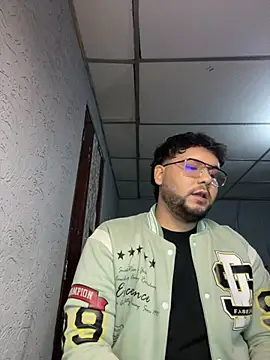 Johnny Deep22 online show from June 19, 4:22 pm