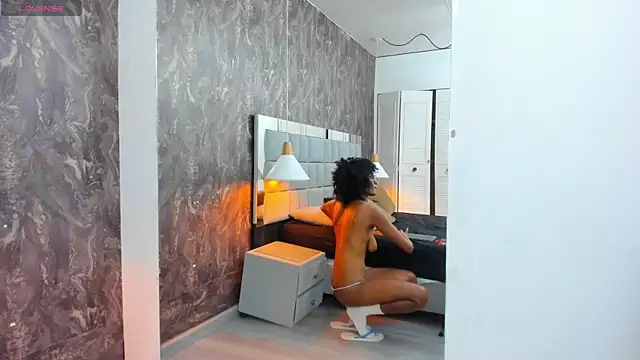Snapshot of gia_bell chatting on July 2, 2:45 pm gia bell online show from July 2, 2:45 pm