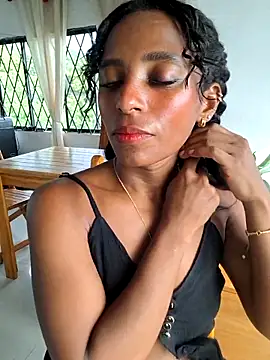 kkitty brownies online show from June 20, 8:55 pm