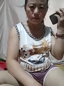whatmes online show from August 1, 2:33 am