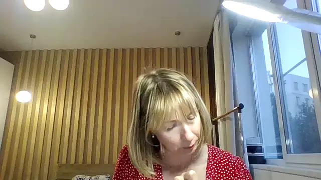 Snapshot of Deloriada chatting on July 12, 2:52 pm Deloriada online show from July 12, 2:52 pm