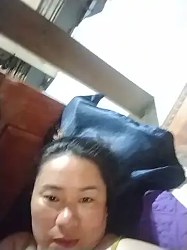 Snapshot of Lily_Trinh chatting on June 22, 4:26 pm Lily Trinh online show from June 22, 4:26 pm