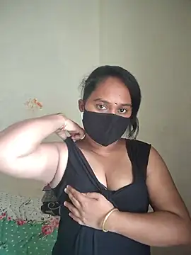 Snapshot of Lundpakadu chatting on July 12, 5:31 am Lundpakadu online show from July 12, 5:31 am