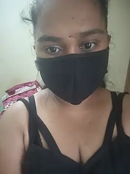 Snapshot of Lundpakadu chatting on July 20, 12:40 pm Lundpakadu online show from July 20, 12:40 pm