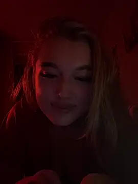 Snapshot of lyalyalii chatting on June 26, 9:19 pm lyalyalii online show from June 26, 9:19 pm
