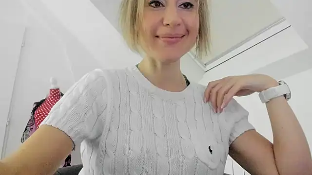 Ssoniaaa online show from January 25, 8:53 am