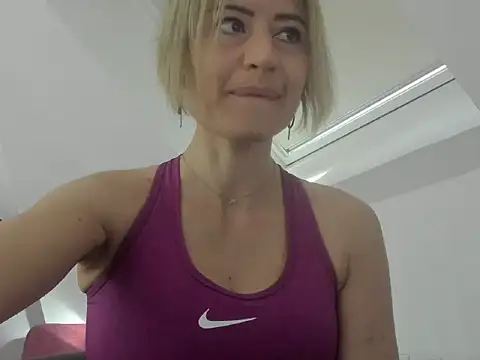 Ssoniaaa online show from March 8, 2:19 pm