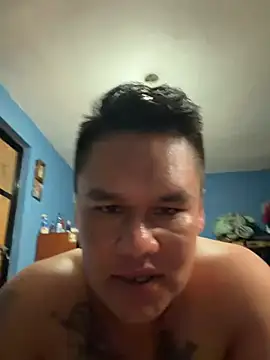 LatinoLeones online show from June 21, 12:13 am