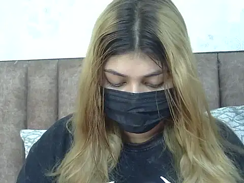 Sexyy Sana online show from July 7, 4:44 pm