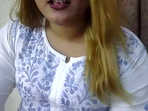 Sexyy Sana online show from July 8, 4:11 pm