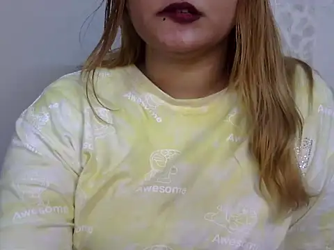 Sexyy Sana online show from August 6, 3:25 pm